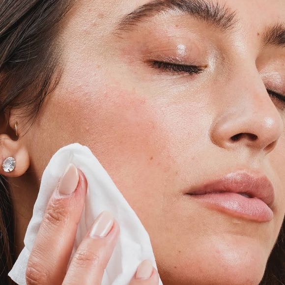 OGEE Gentle Glow Cleansing Cloths 20 Cloths NEW UNUSED BOXED - Picture 6 of 7